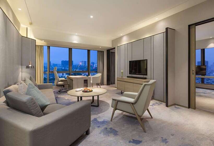 스위트 킹사이즈 침대, Doubletree By Hilton Hotel Shenzhen Longhua
