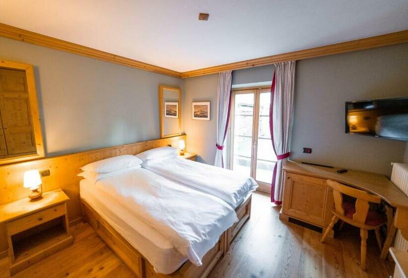 חדר סטנדרט נוף להרים, Alpi & Golf