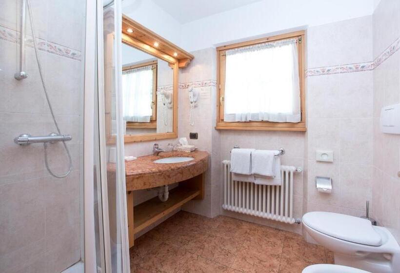 חדר סטנדרט נוף להרים, Alpi & Golf