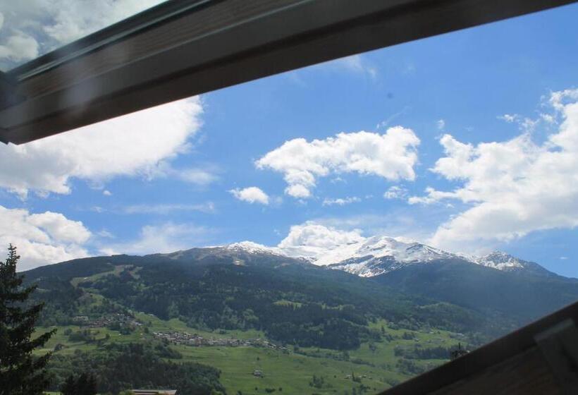 חדר יחיד בסיסי, Alpi & Golf