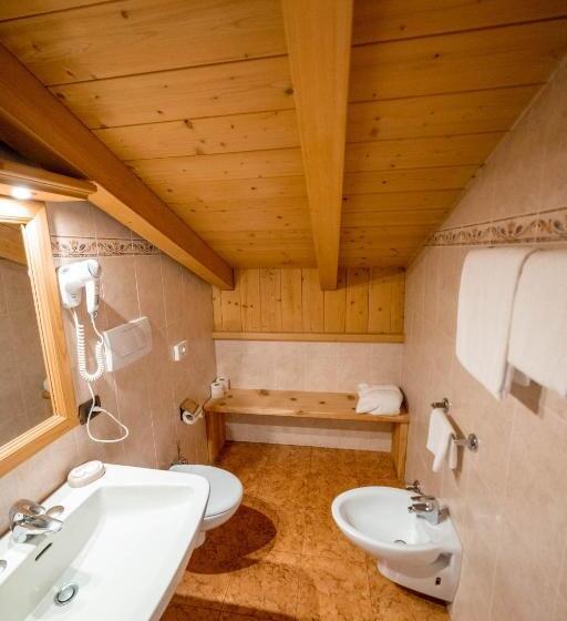 חדר יחיד בסיסי, Alpi & Golf