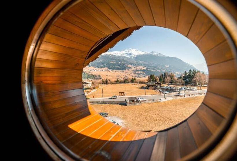 חדר פנטהאוז, Alpi & Golf