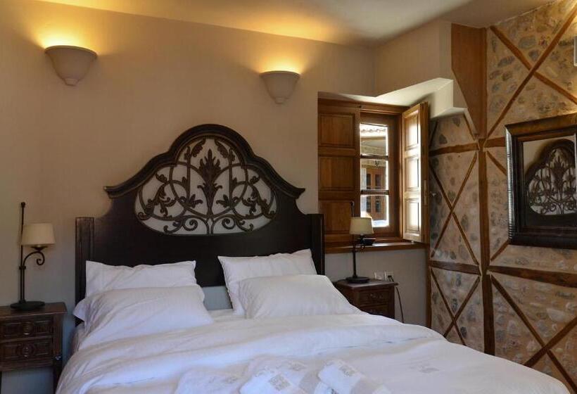 スイート（家族用）, Archontiko Chioti