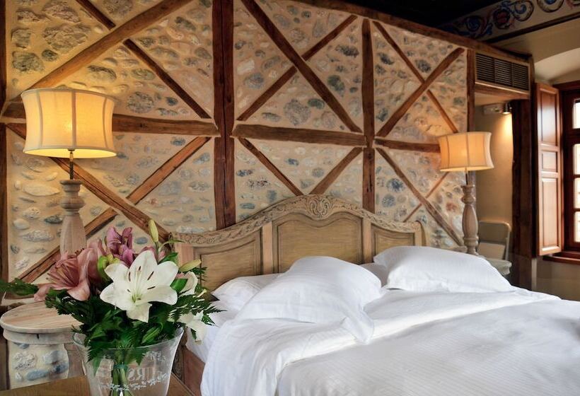 Люкс, Archontiko Chioti