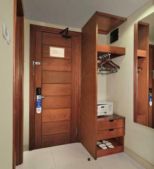 수피리어 룸, Aston Tanjung City