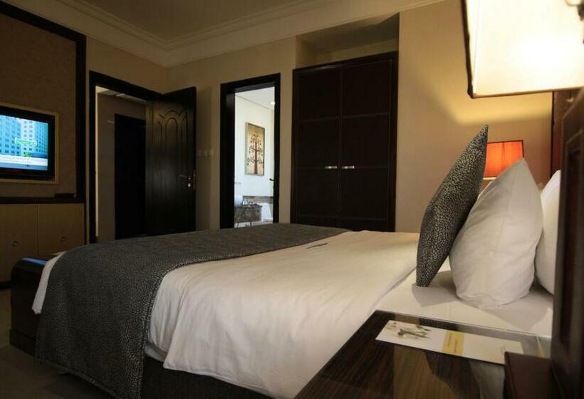 标准工作室, Boudl Kuwait Al Fahahil