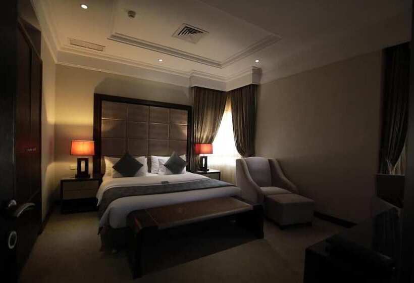 标准工作室, Boudl Kuwait Al Fahahil