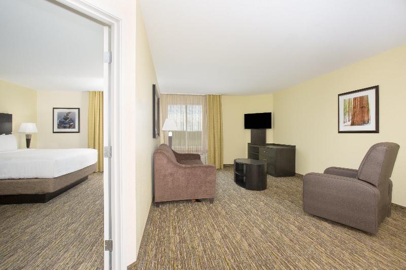 Люкс Адаптированный для Инвалидов, Candlewood Suites Longmont   Boulder Area, An Ihg