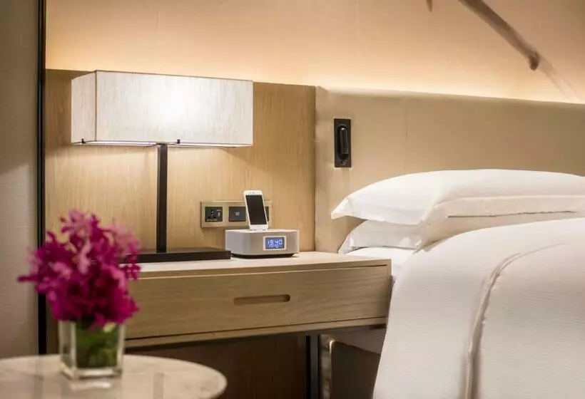 キングサイズベッドのデラックスルーム, Doubletree By Hilton Hotel Shenzhen Longhua