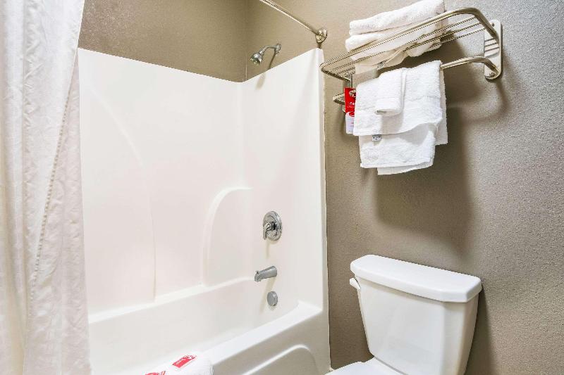 Номер Стандарт, Econo Lodge Forrest City I 40