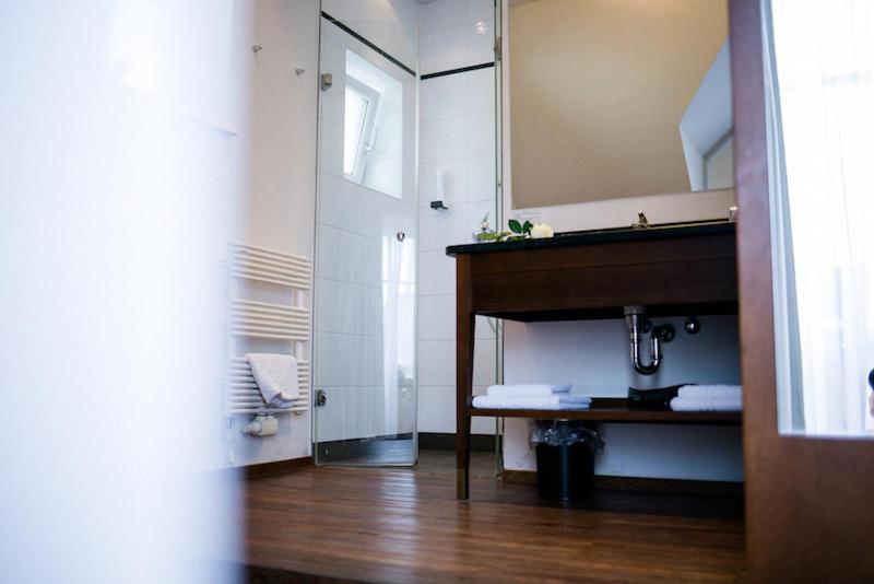 غرفة قياسية, Friesachers Aniferhof