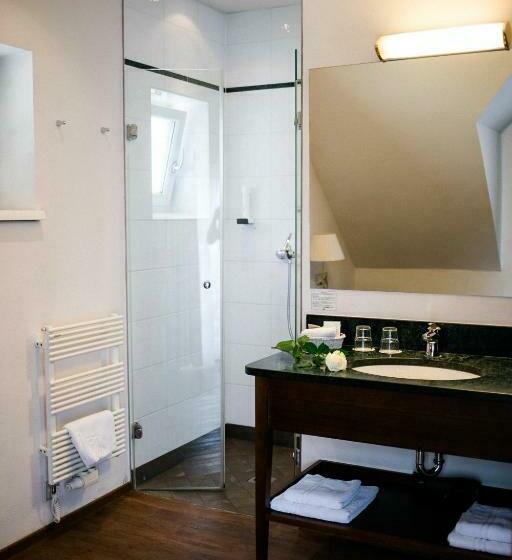 غرفة كومفورت, Friesachers Aniferhof