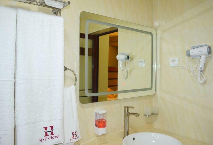 اتاق لوکس یک تخته, Hillside Plaza