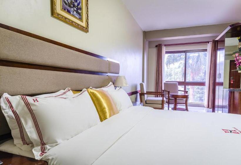 اتاق استاندارد, Hillside Plaza