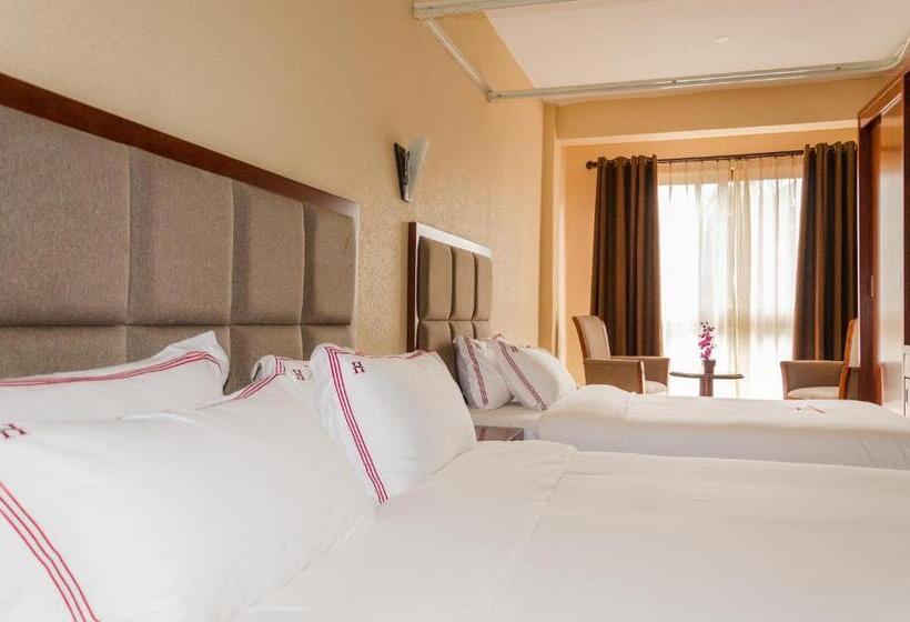 اتاق لوکس, Hillside Plaza