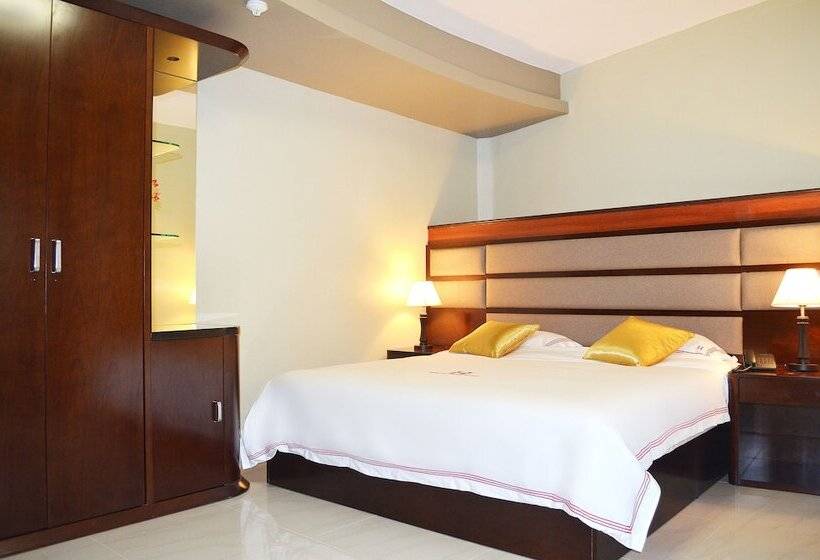 اتاق لوکس یک تخته, Hillside Plaza