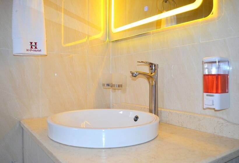 اتاق لوکس یک تخته, Hillside Plaza