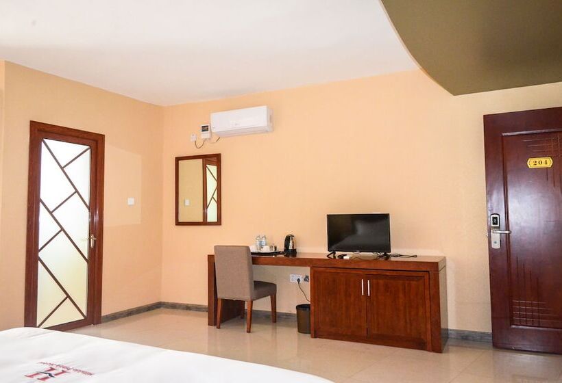 اتاق لوکس, Hillside Plaza