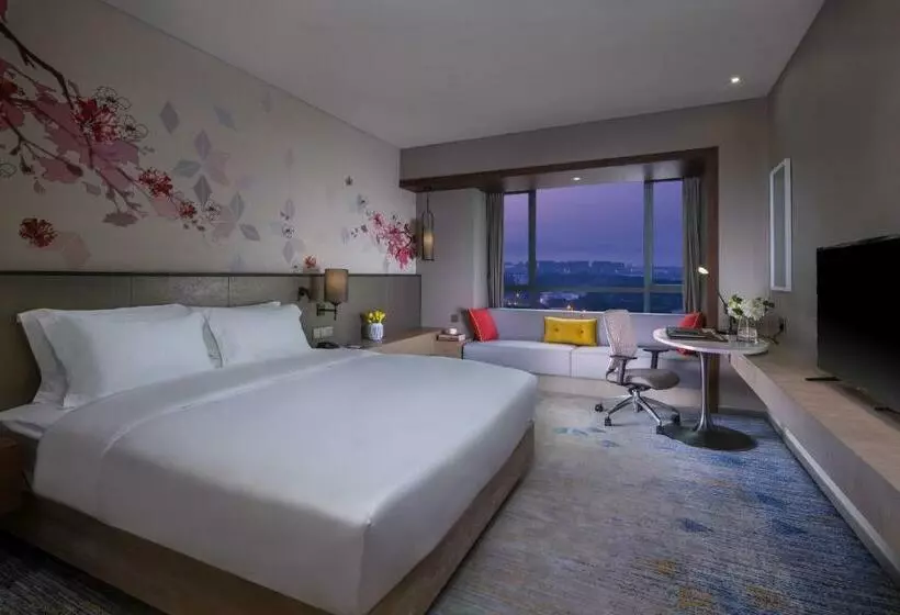 デラックスルーム, Hilton Garden Inn Zhongshan Guzhen