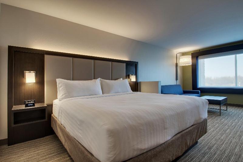 غرفة قياسية سرير كينج لذوى الإحتياجات الخاصة, Holiday Inn Express & Suites   Mount Vernon, An Ihg
