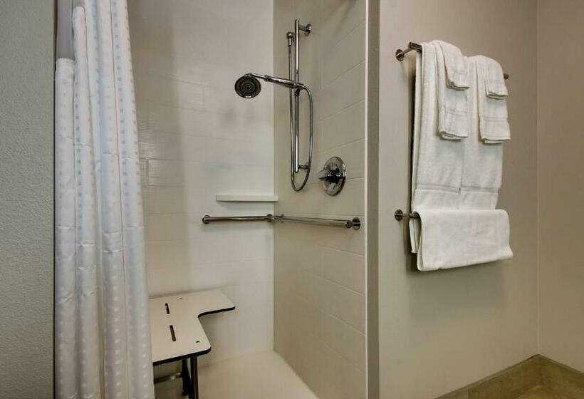 جناح لذوى الاحتياجات الخاصة, Holiday Inn Express & Suites   Mount Vernon, An Ihg