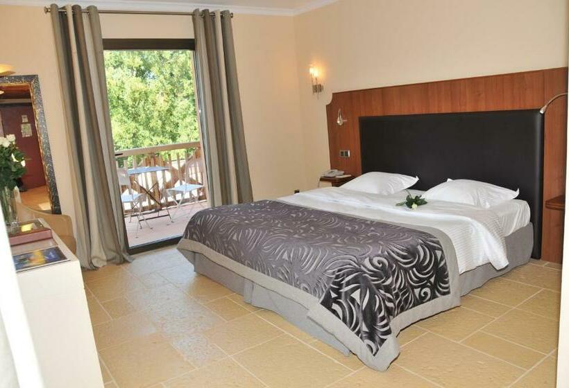 חדר סופריור נוף לנהר, Les Saules Parc & Spa   Teritoria