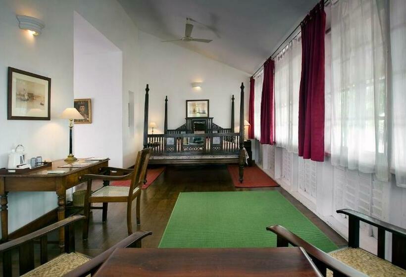 Standard Room, Neemrana S  Tower House