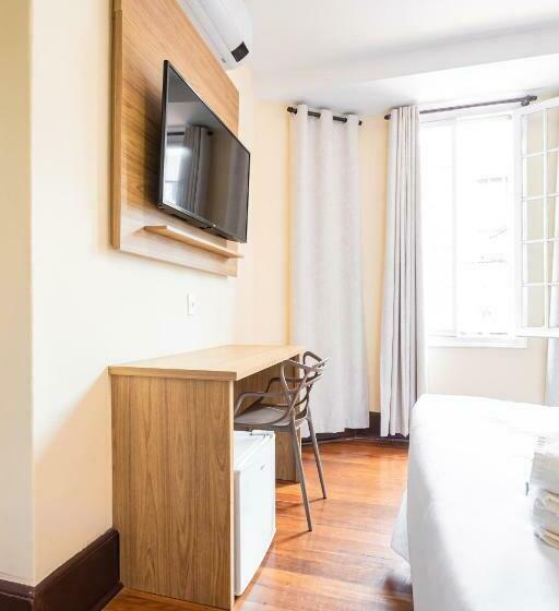 标准三人间, Pousada Catedral