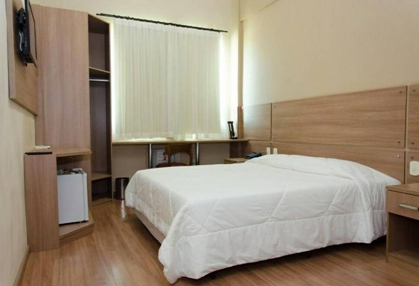 غرفة قياسية فردية, Serra Palace