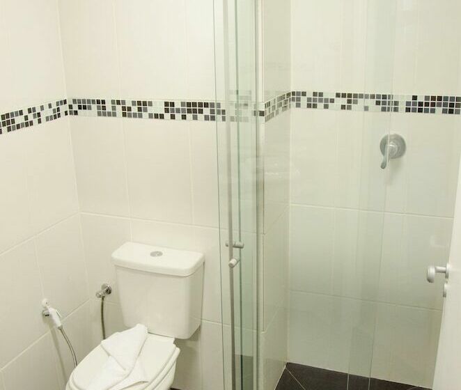 غرفة قياسية فردية, Serra Palace