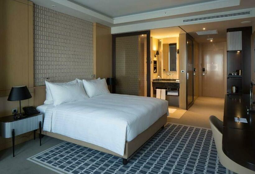 اتاق لوکس با تخت بزرگ, Skopje Marriott