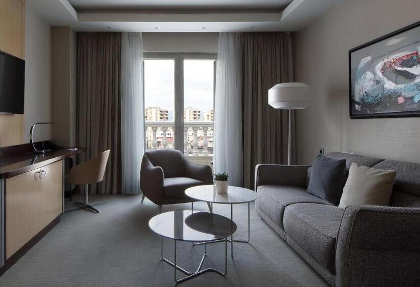 سوییت اجرایی, Skopje Marriott