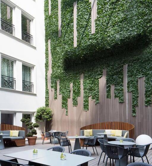 سوئیت پریمیوم, Skopje Marriott