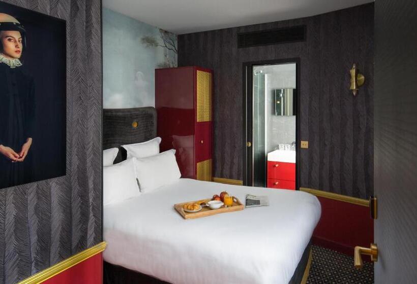 اتاق استاندارد یک نفره, Snob