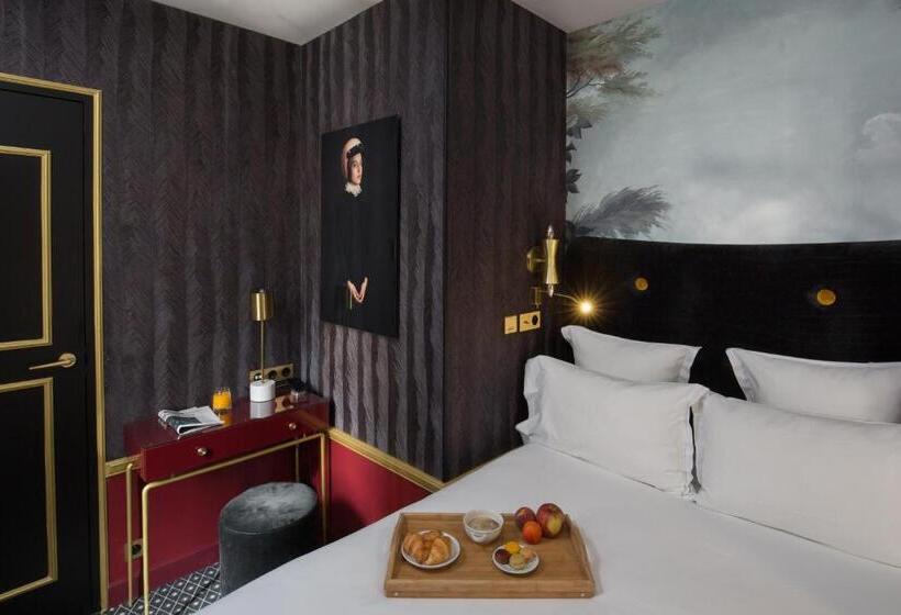 اتاق استاندارد یک نفره, Snob