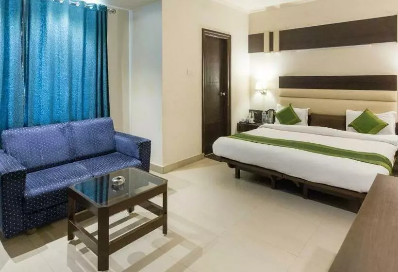 デラックスルーム, Treebo Natraj   Jaipur