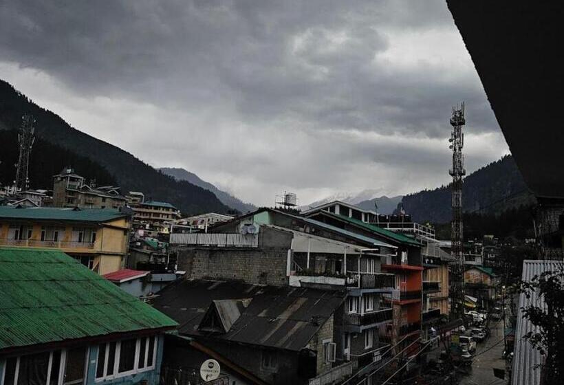 חדר דחוקס עם מיטת קינג, Premier Mall Road Manali