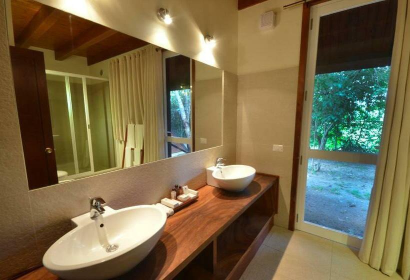 سوییت با چشم‌انداز باغ, Occidental Paradise Dambulla