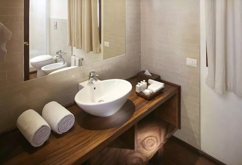 Deluxe-huone, Occidental Paradise Dambulla