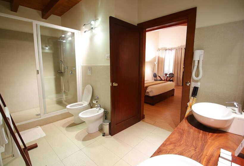 اتاق دوبلکس, Occidental Paradise Dambulla