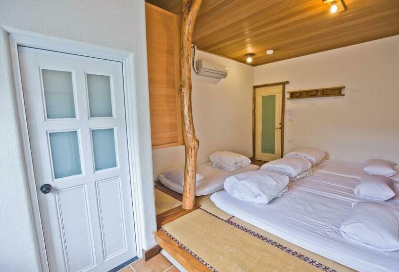 اتاق استاندارد چهار تخته, Smile 58 B&b