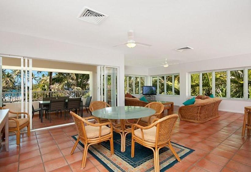 Апартаменты Deluxe 3 Спальни, Balboa Apartments