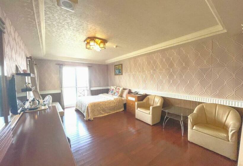 اتاق استاندارد با چشم‌انداز دریاچه, Emmanuel Farmhouse