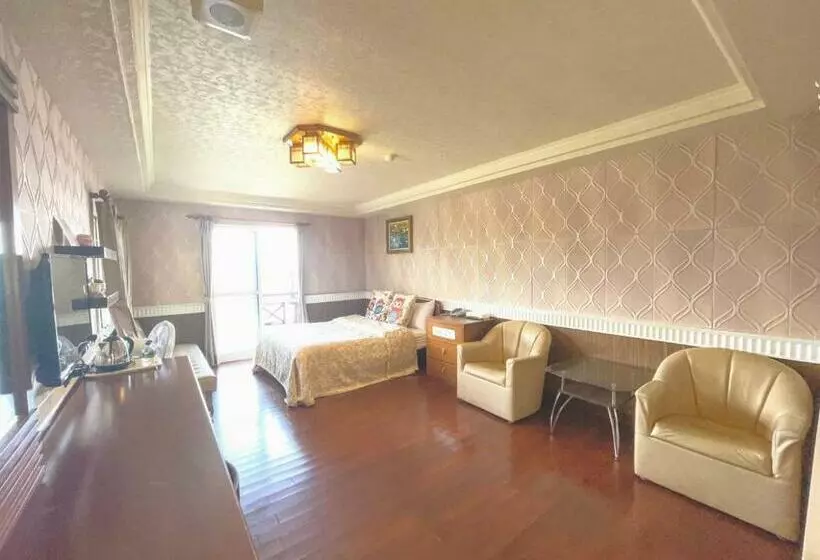 اتاق استاندارد با چشم‌انداز دریاچه, Emmanuel Farmhouse