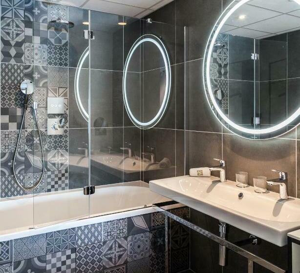 اتاق استاندارد با چشم‌انداز دریاچه, & Spa Villa Seren