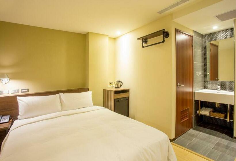 اتاق استاندارد, Just Live Inn Keelung