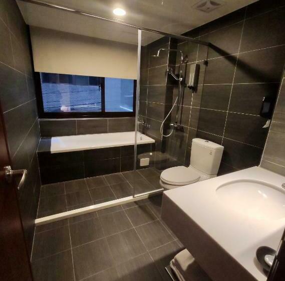 اتاق استاندارد, Just Live Inn Keelung