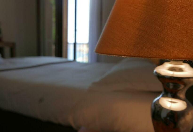 اتاق استاندارد با چشمانداز دریا, Hôtel Le Golfe Ecolabel Eu