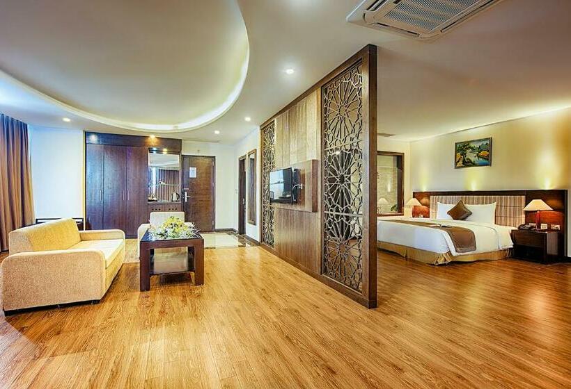 سوییت با چشمانداز دریا, Muong Thanh Grand Cua Lo