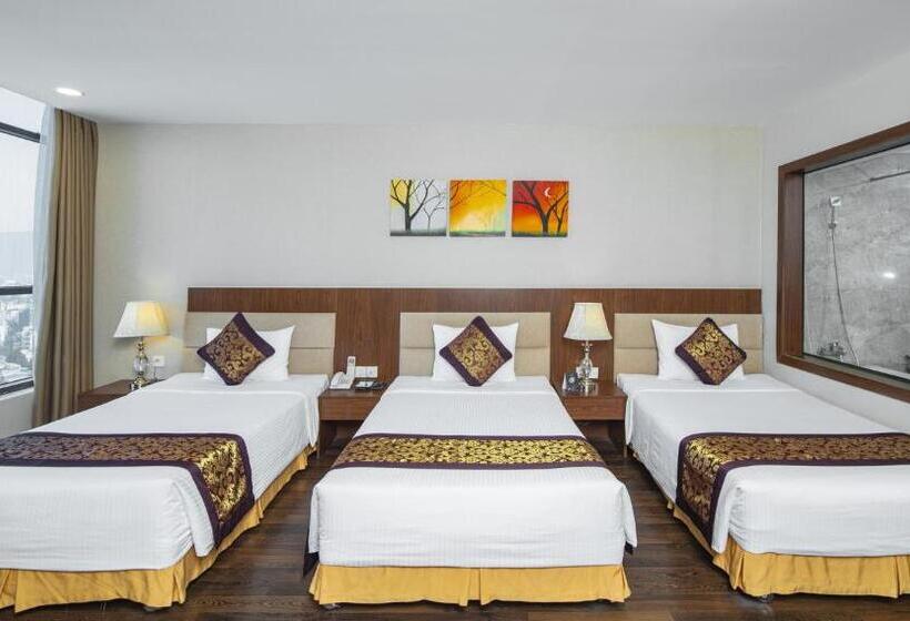 Habitación Triple Deluxe, Muong Thanh Grand Da Nang